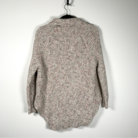 FREE PEOPLE/WE THE FREE (3 PIECE) SMALL SWEATER BUNDLE! - Picture 3 of 16